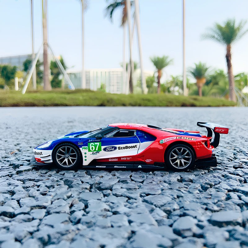 Miniatura Ford GT 2017 WEC em Metal 1:18