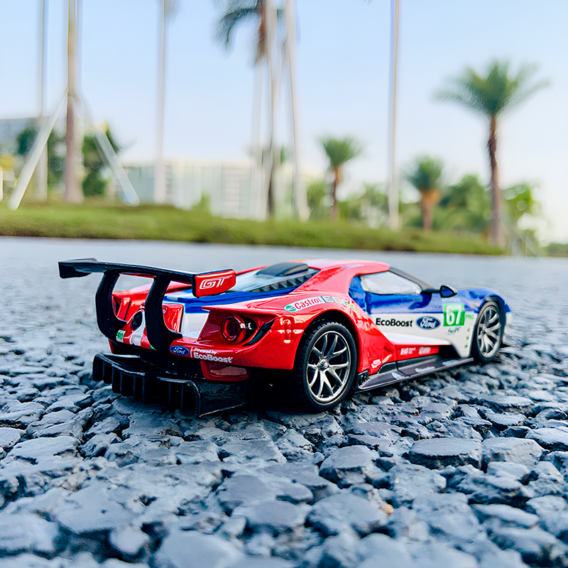 Miniatura Ford GT 2017 WEC em Metal 1:18