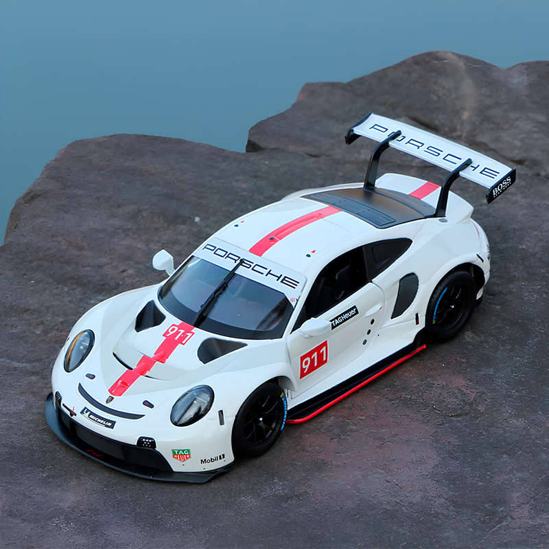 Miniatura Porsche 911 RSR WEC em Metal 1:18