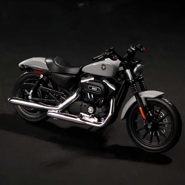 Miniatura Harley-Davidson Sportster Iron 883 2022 1:18