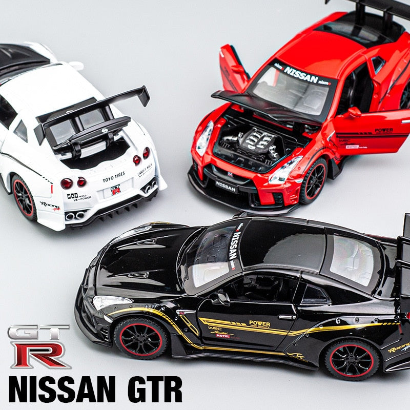 Nissan GTR R35 Miniatura 1:18