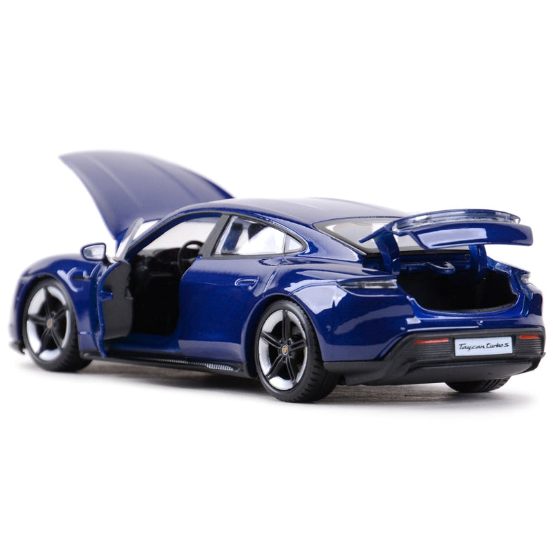 Miniatura Porsche™ Taycan Turbo S em Metal 1:18